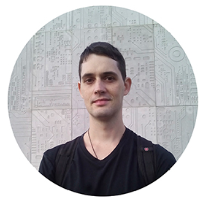 Олег Пахомов